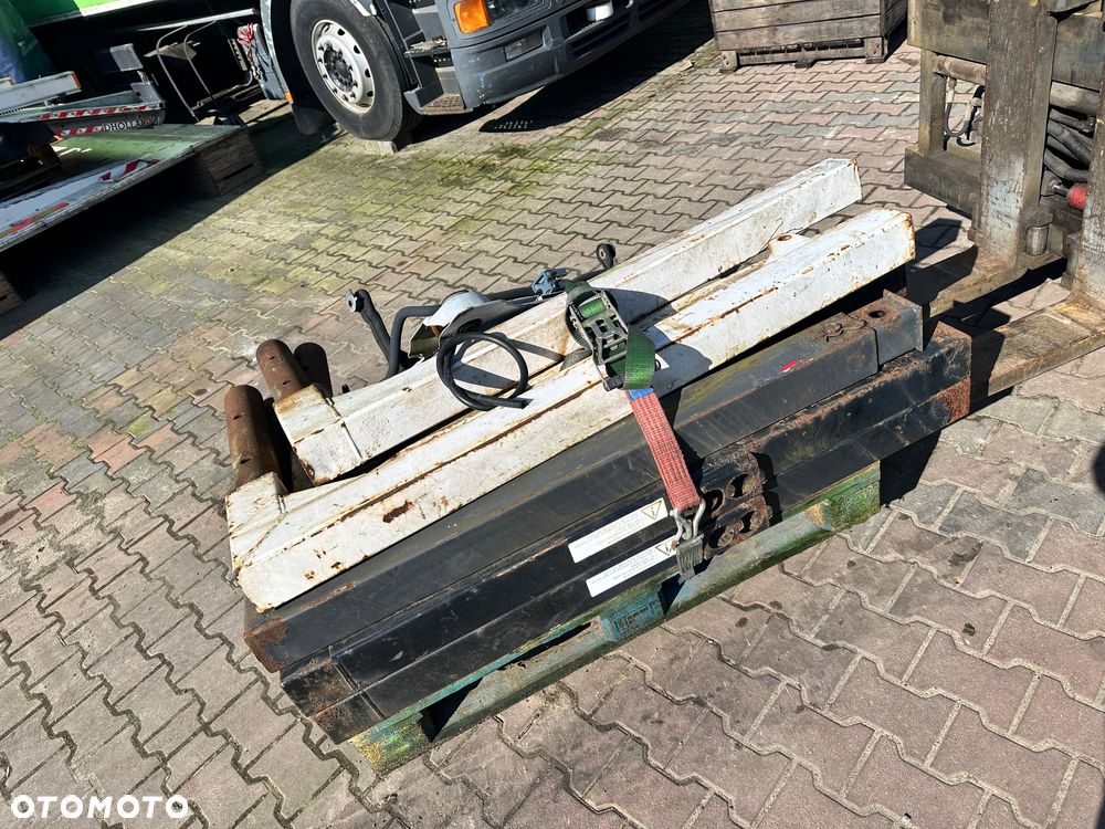 Nogi Podpory do zabudowy BDF Kontenerów