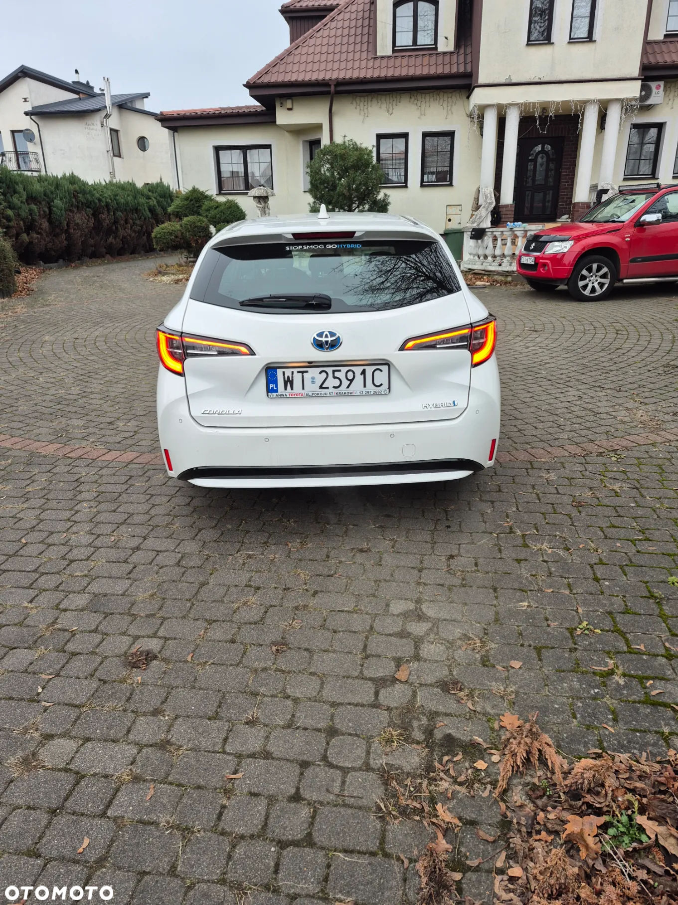 Toyota Corolla 1.8 Hybrid Comfort - 28