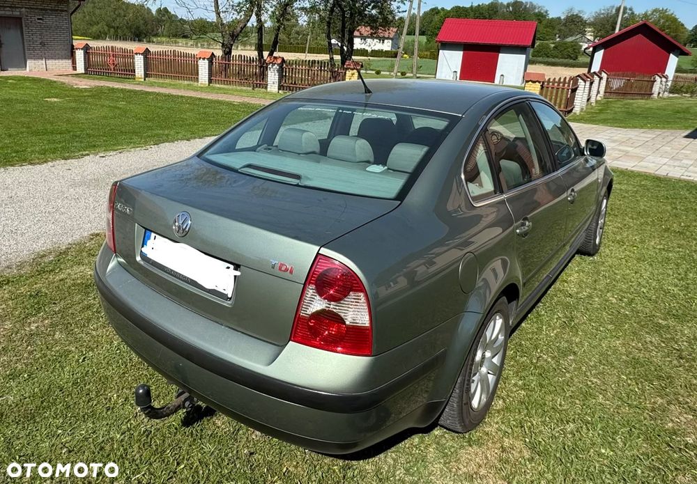 Volkswagen Passat 1.9 TDI Comfortline - 3