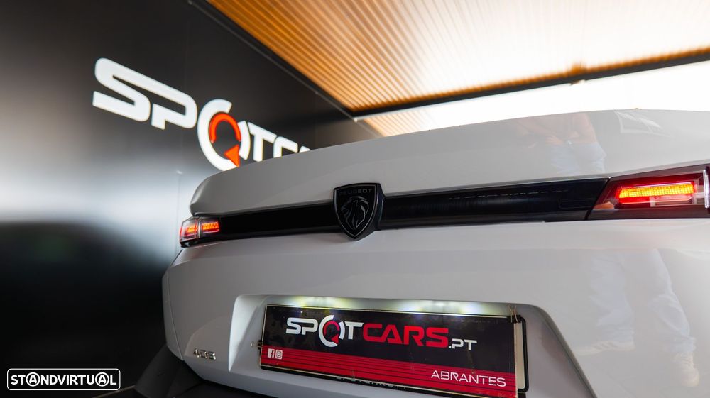 Peugeot 408 1.2 PureTech Allure EAT8 - 27