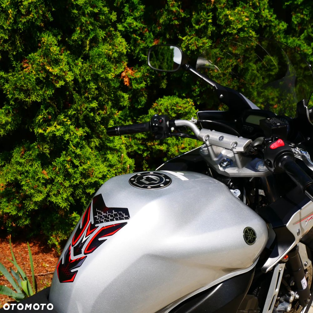 Yamaha FZ6 - 11