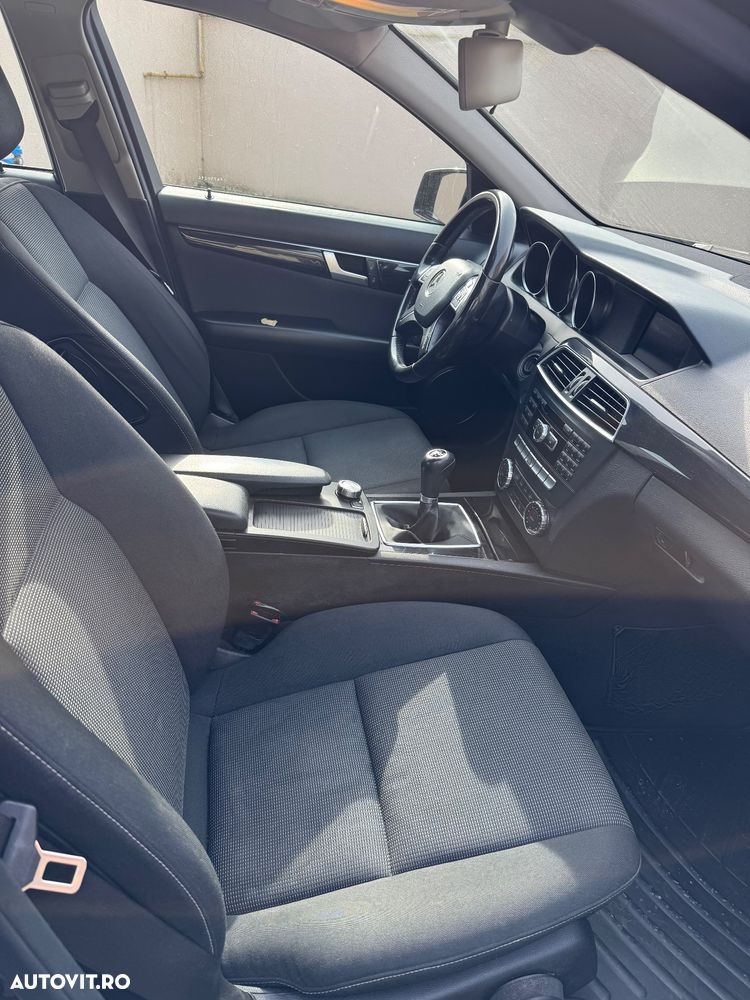 Mercedes-Benz C - 10