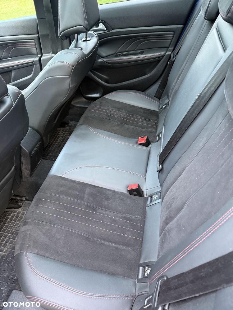 Peugeot 308 - 7