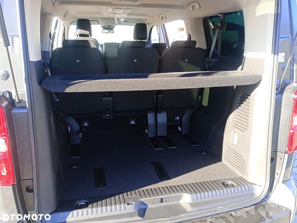 Peugeot Traveller 2.0 BlueHDi Long Business EAT8 - 8