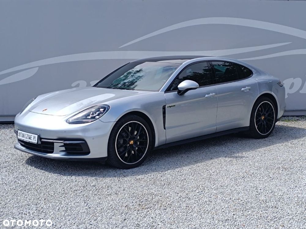 Porsche Panamera - 10