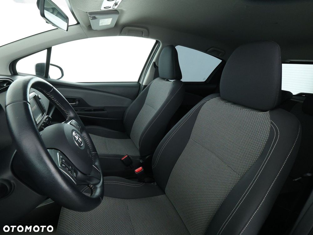 Toyota Yaris - 18