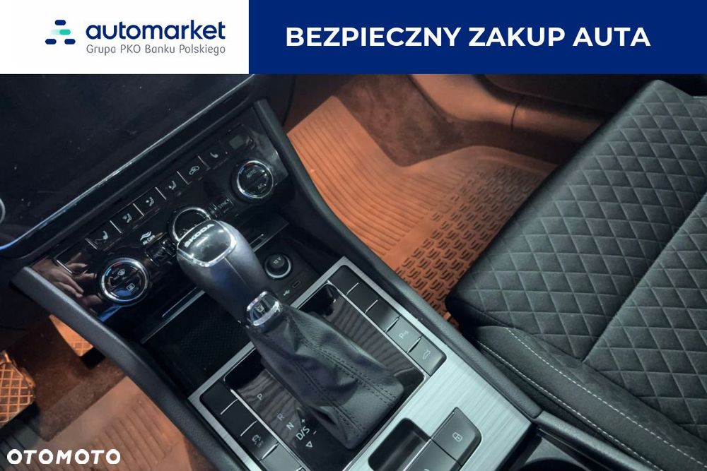 Skoda Superb 2.0 TSI Ambition DSG - 14