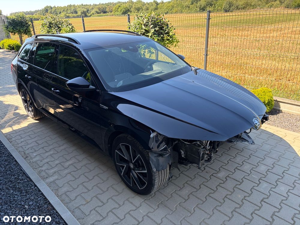 Skoda Superb 2.0 TDI DSG Sportline - 5