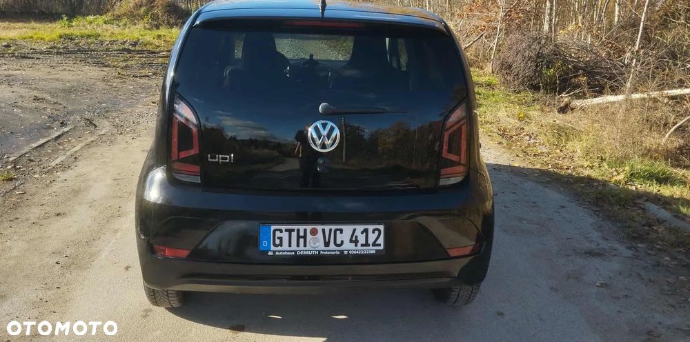 Volkswagen up! - 3