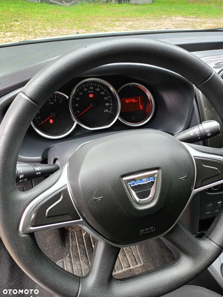Dacia Sandero SCe 75 Essential - 13