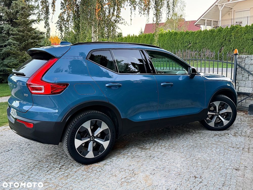 Volvo XC 40 B3 Ultimate Dark - 23