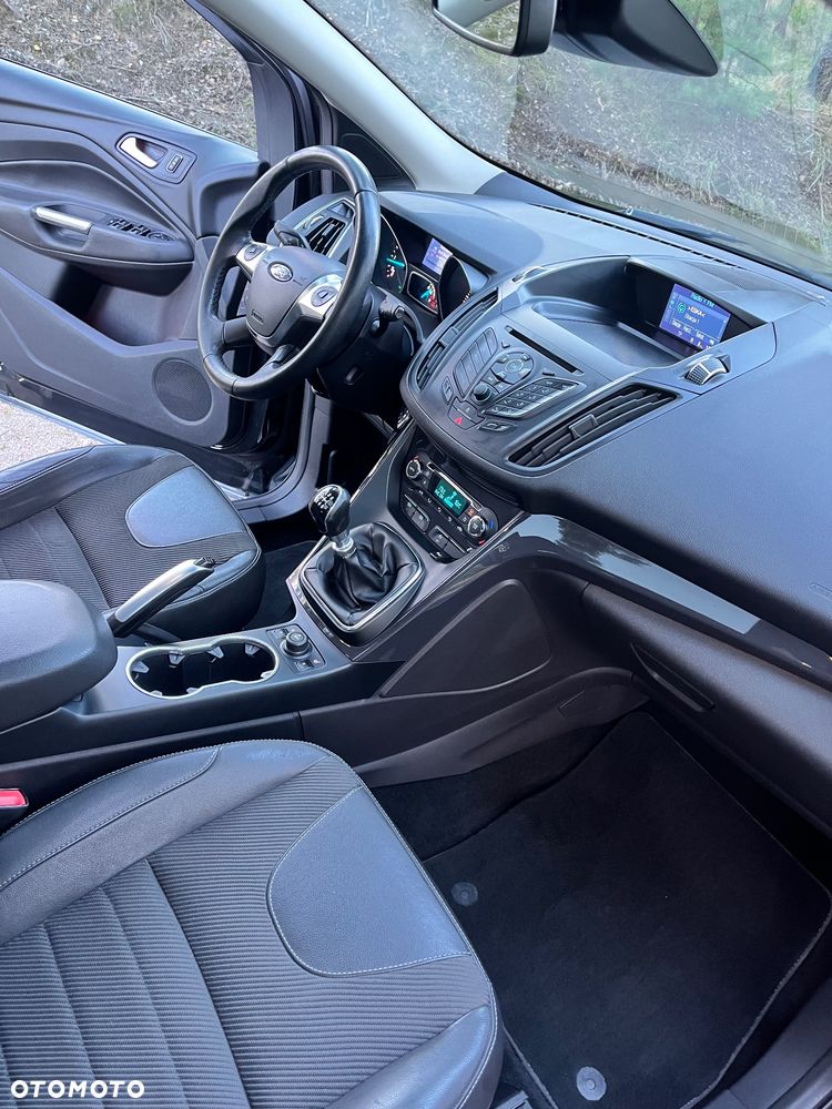 Ford Kuga 2.0 TDCi AWD Titanium - 19