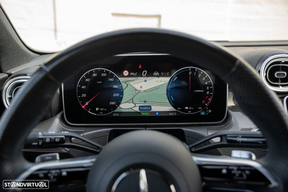 Mercedes-Benz C 300 e T 9G-TRONIC AMG Line - 27