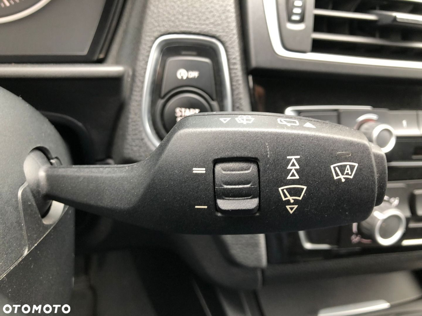 BMW Seria 1 118d - 30