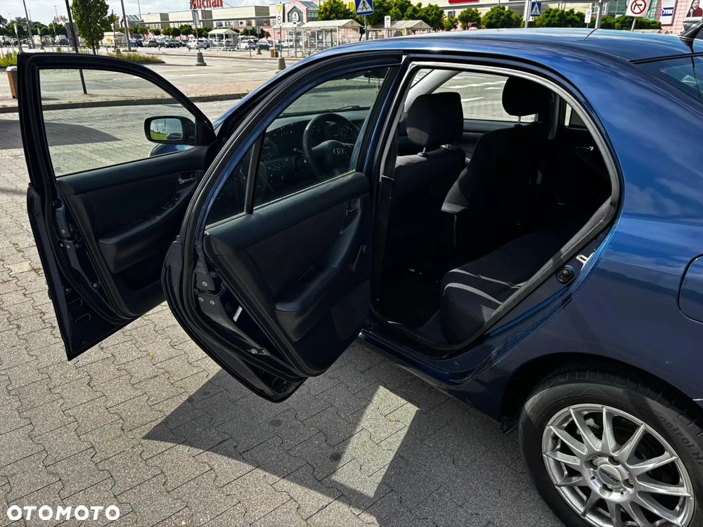 Toyota Corolla 1.6 VVT-i Sol - 13