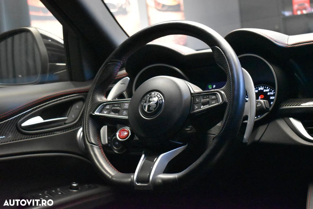 Alfa Romeo Stelvio 2.9 V6 Turbo AWD AT8 Quadrifoglio - 9