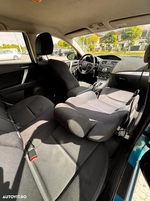 Mazda 3 - 6
