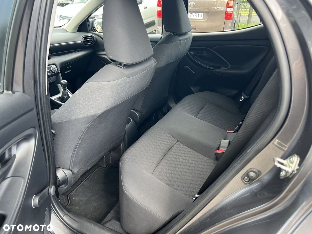 Toyota Yaris - 14
