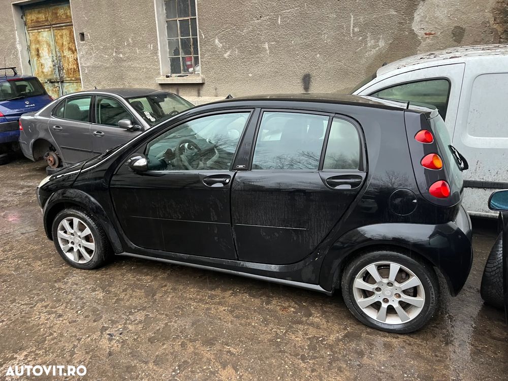 Bara centrala spate Smart ForFour negru 2007