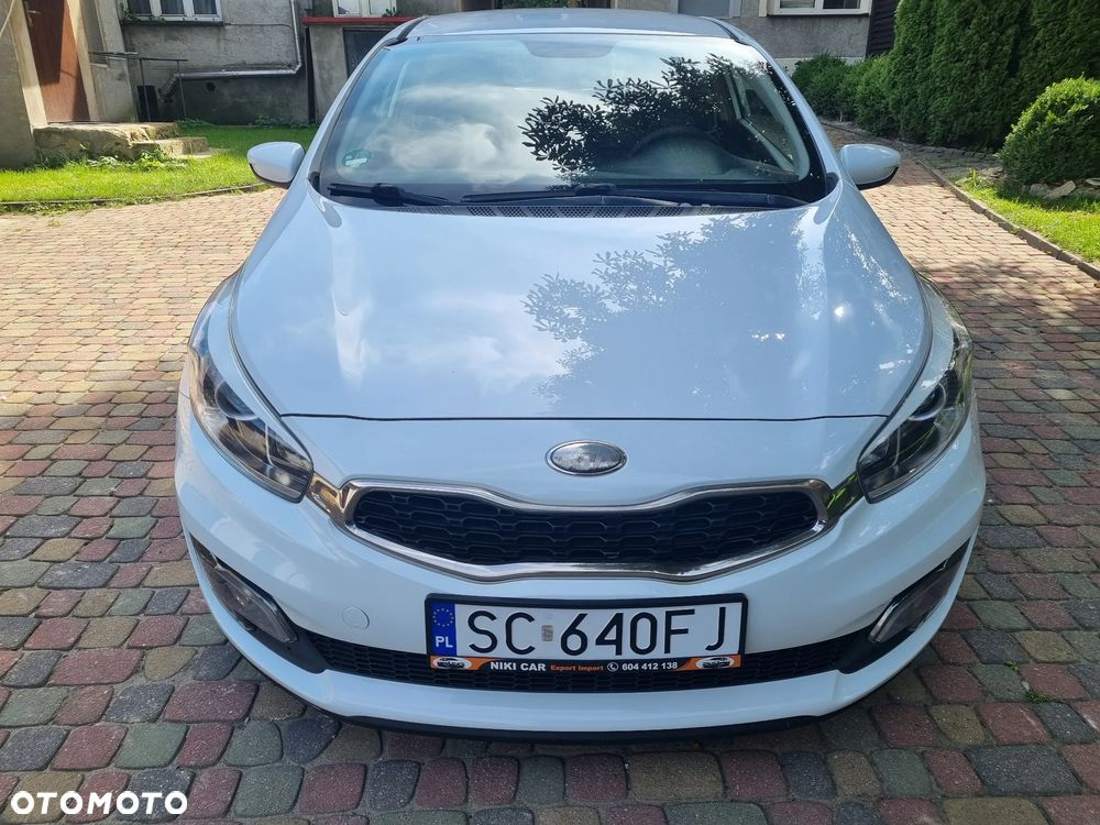 Kia Ceed 1.6 GDI Business Line - 17
