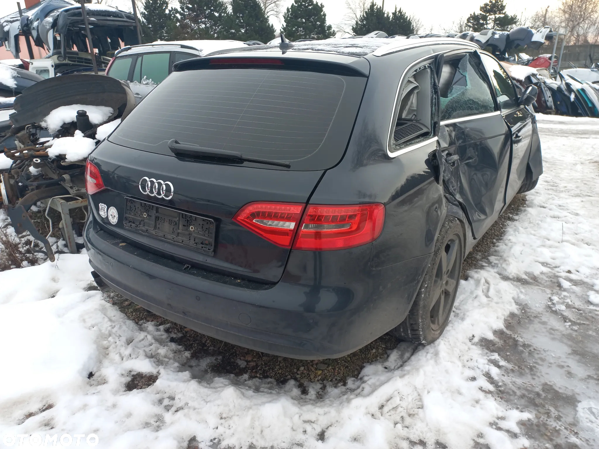 Audi A4 B8 2.0 TDI Kombi 14r  wszystkie części - 2