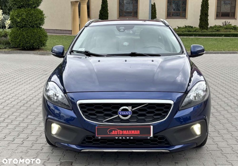Volvo V40 Cross Country - 3
