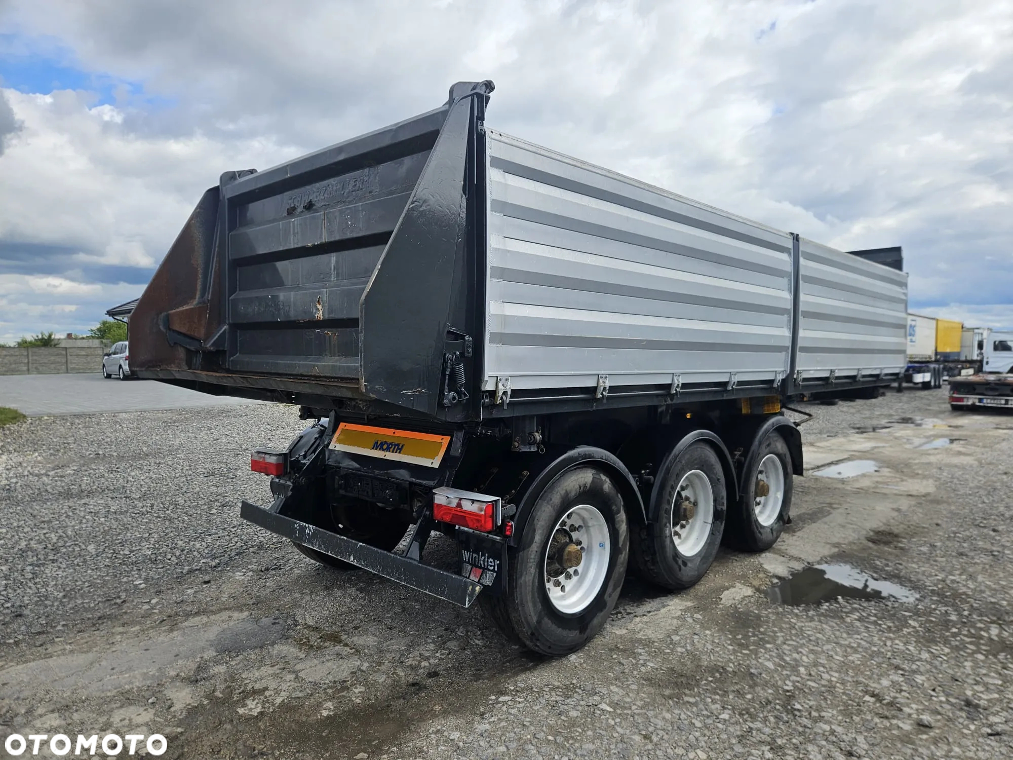 Schwarzmuller 47.000zł netto NACZEPA HKS 3 WYWROTKA 3 STRONNA 7,20M 3 OSIE ALUFELGI St. BDB MOŻLIWOŚĆ TRANSPORTU - 2