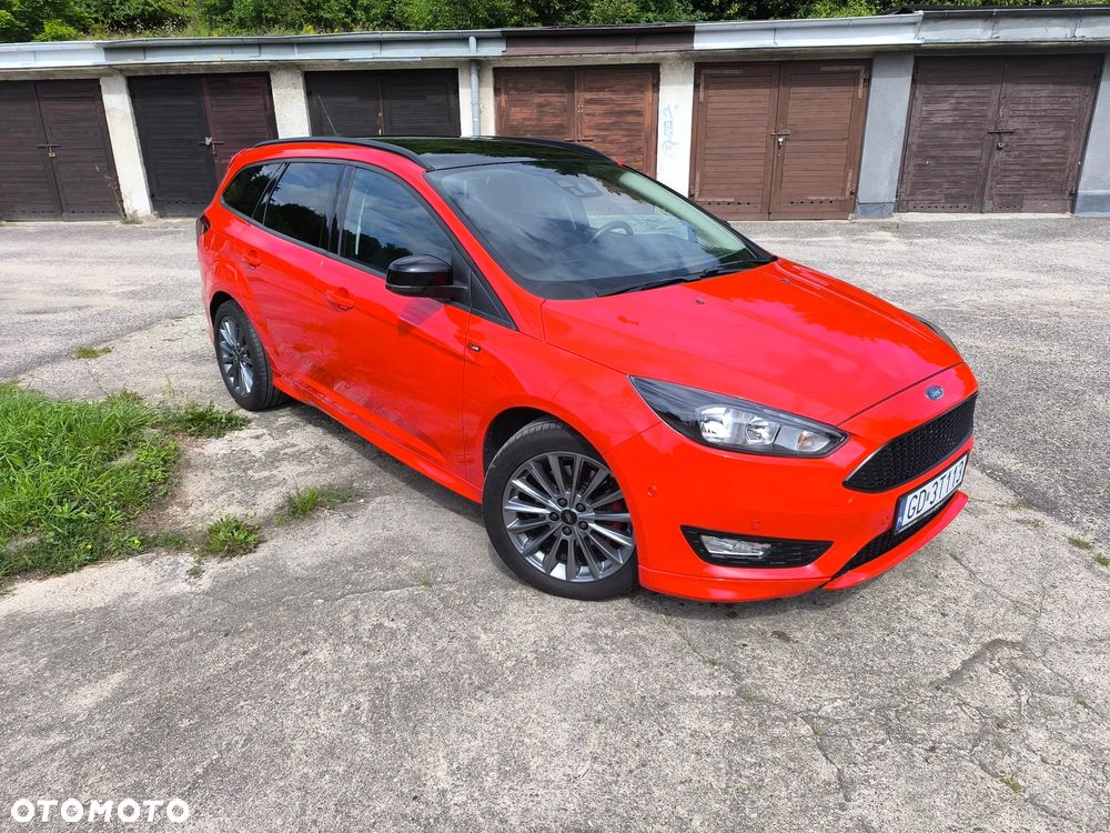 Ford Focus SW 1.5 EcoBoost S&S ST-LINE - 1