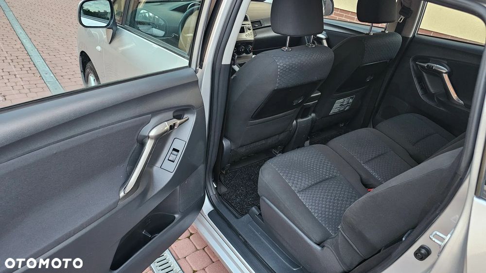 Toyota Verso 1.6 7-Sitzer Comfort - 31