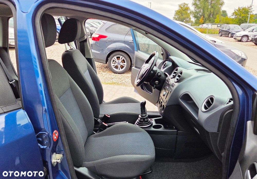 Ford Fiesta - 28