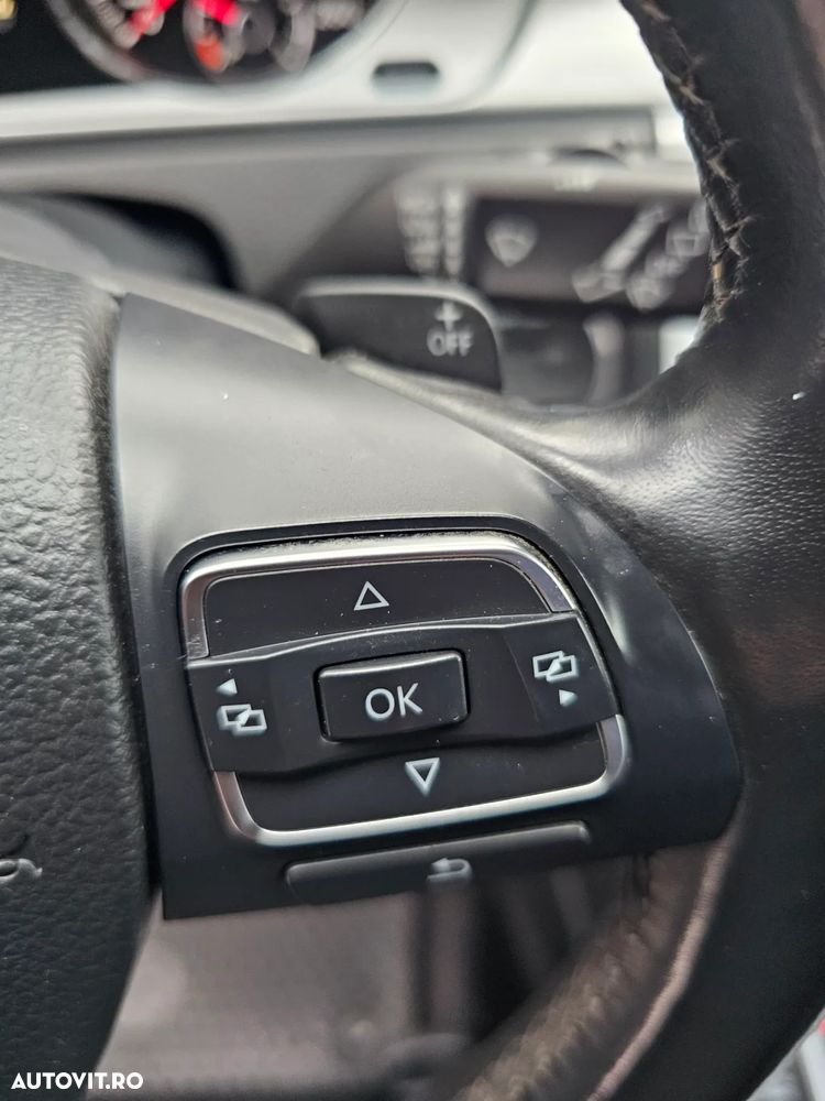 Volkswagen Passat Alltrack 2.0 TDI 4Motion DSG BlueMotion Tec - 13