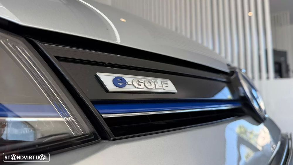 VW e-Golf AC/DC - 11
