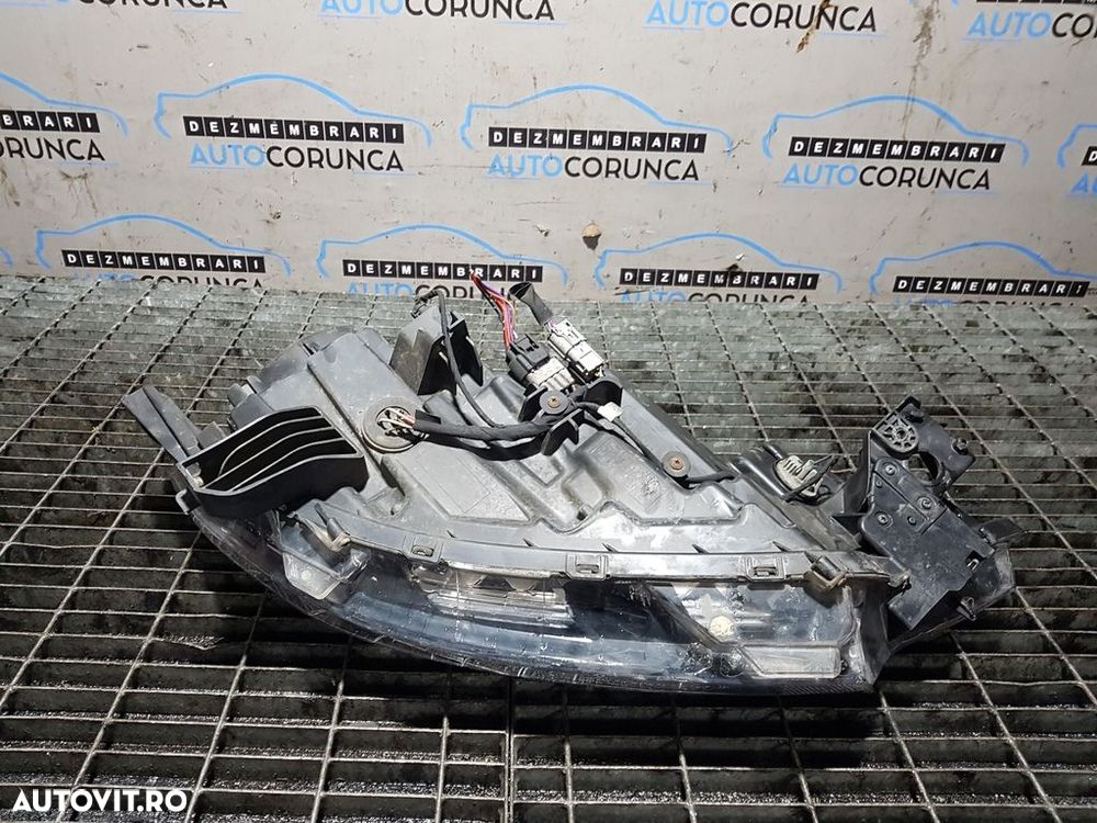 Far Stanga Mitsubishi Outlander III Facelift 2015 - 2018 SUV 4 Usi (810) Xenon - 5