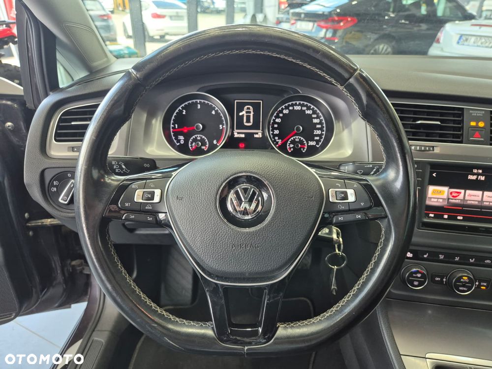 Volkswagen Golf 1.6 TDI BlueMotion Trendline - 17