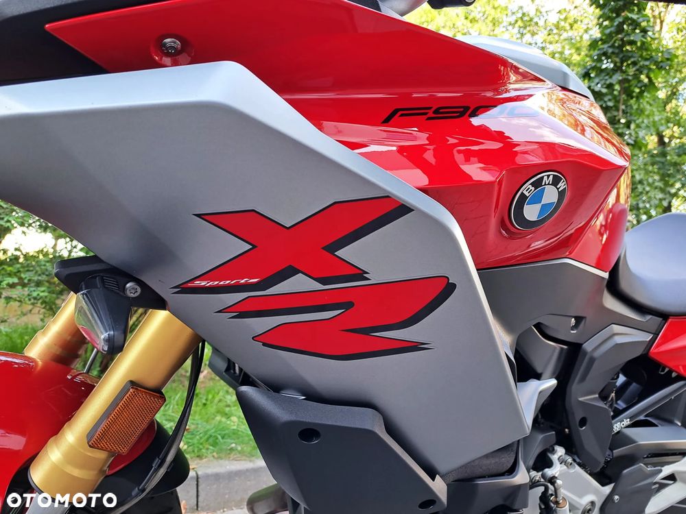 BMW XR - 17