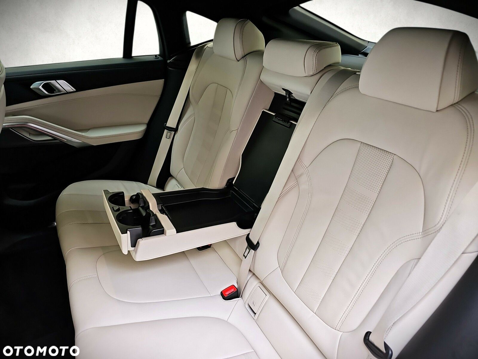 BMW X6 - 36