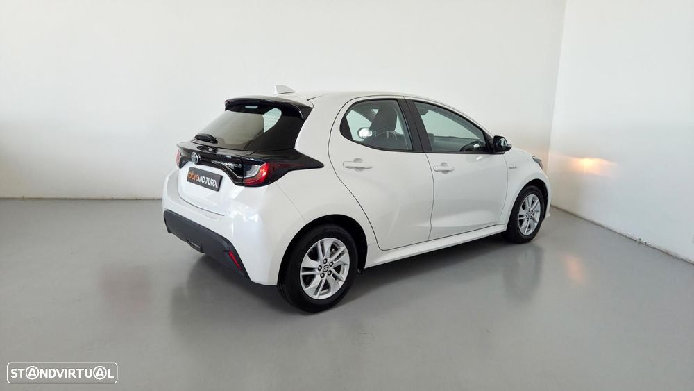 Toyota Yaris 1.5 HSD Comfort+P.Style - 4