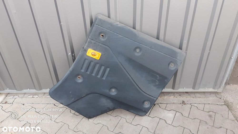 RENAULT GAMA T RANGE OSŁONA KATALIZATORA - 1