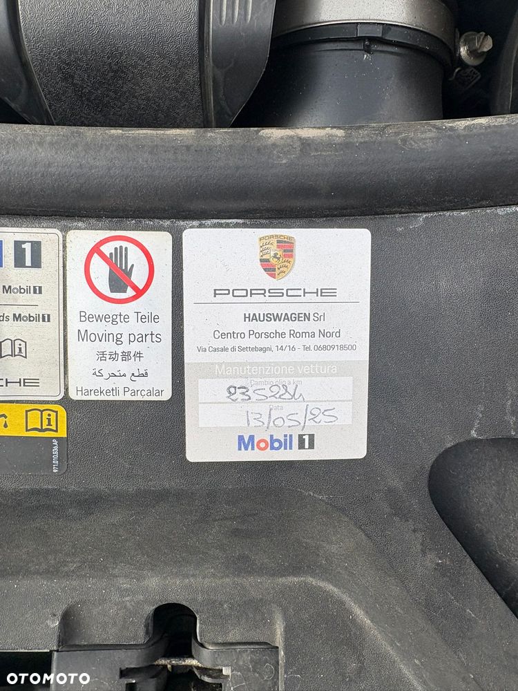 Porsche Panamera Turbo S - 22