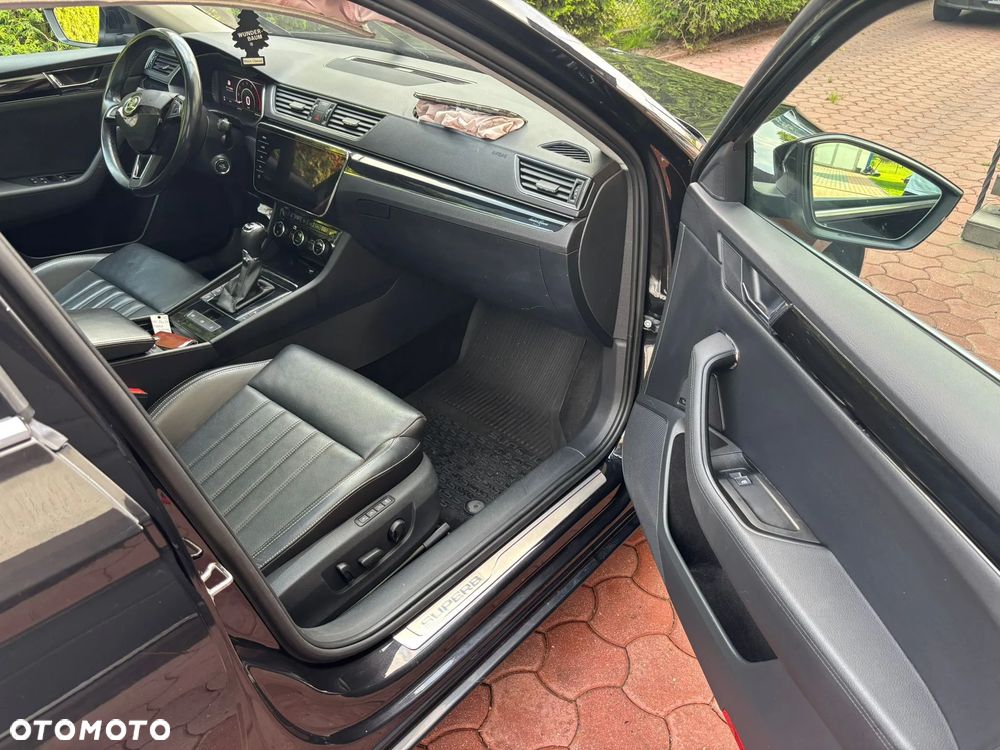 Skoda Superb 2.0 TDI SCR 4x4 L&K DSG - 6