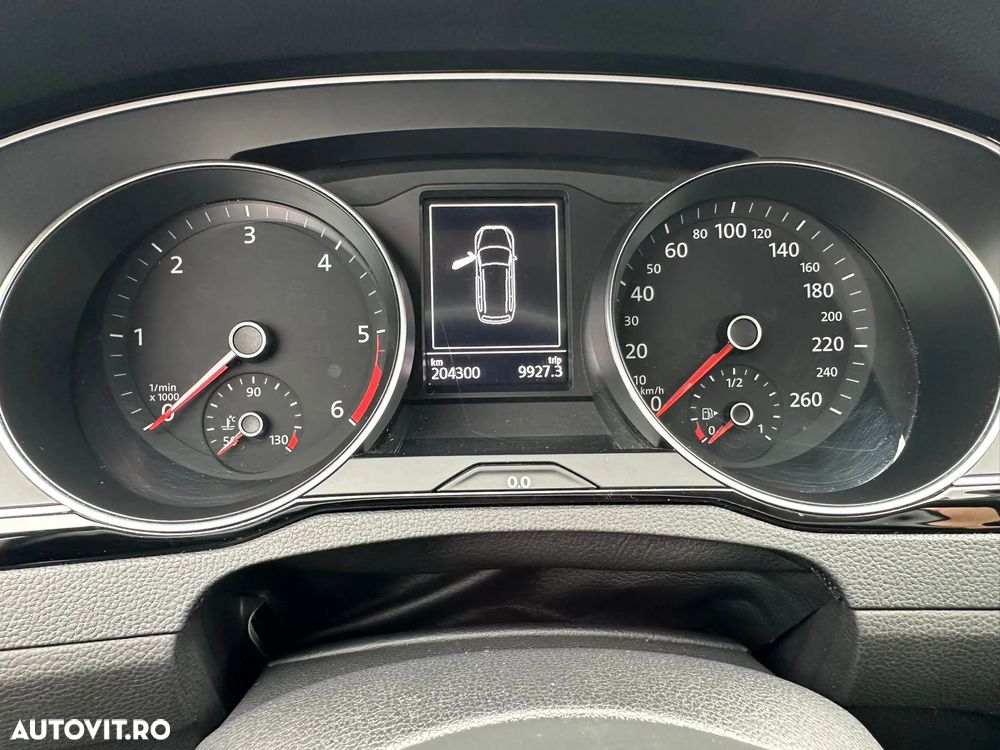 Volkswagen Passat Variant 1.6 TDI (BlueMotion Technology) DSG Comfortline - 13