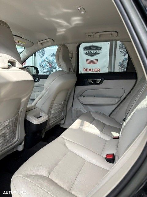 Volvo XC 60 B4 MHEV AT FWD Core - 9