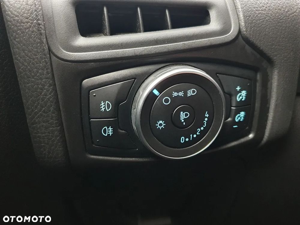 Ford Focus 1.5 TDCi Trend - 27