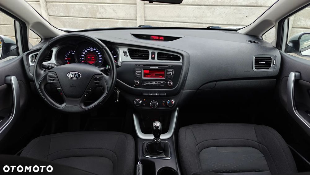 Kia Ceed Cee'd 1.4 CRDi M - 8