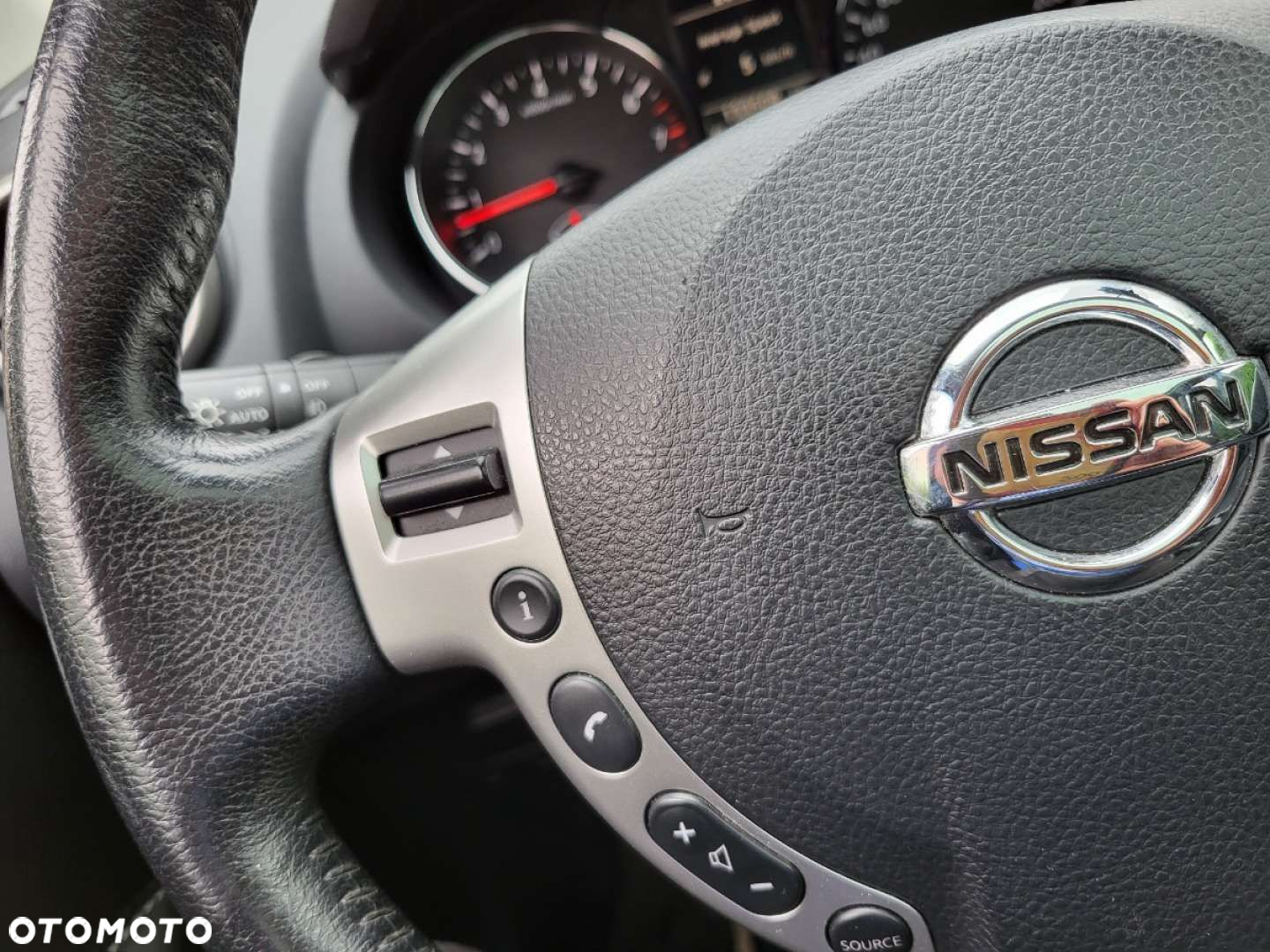 Nissan Qashqai - 30