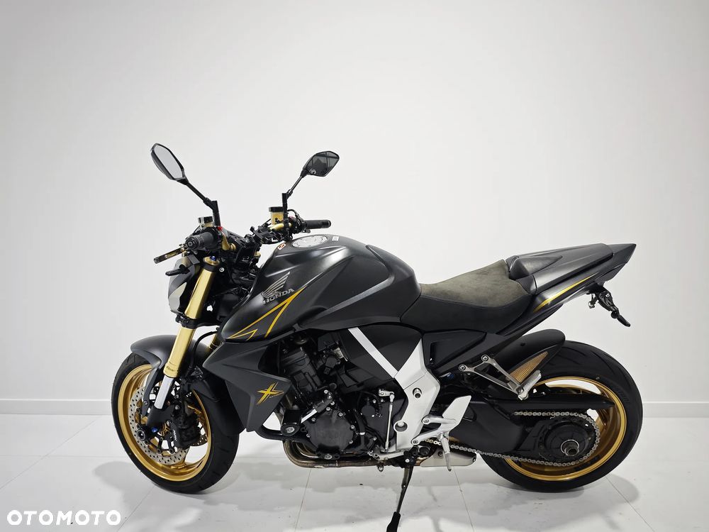 Honda CB - 4