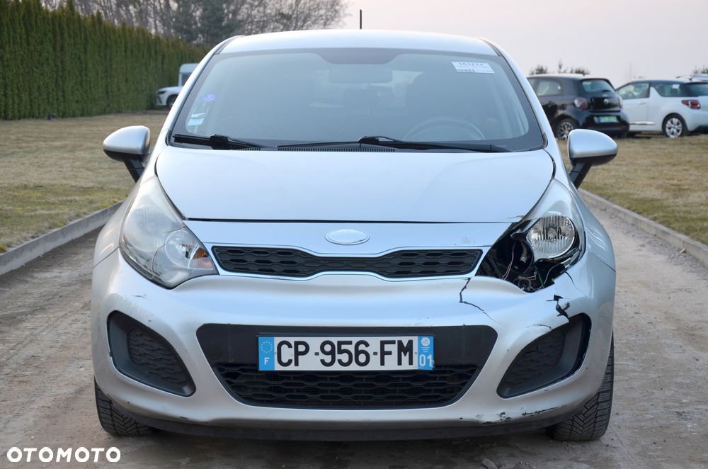 Kia Rio 1.2 Attract - 8