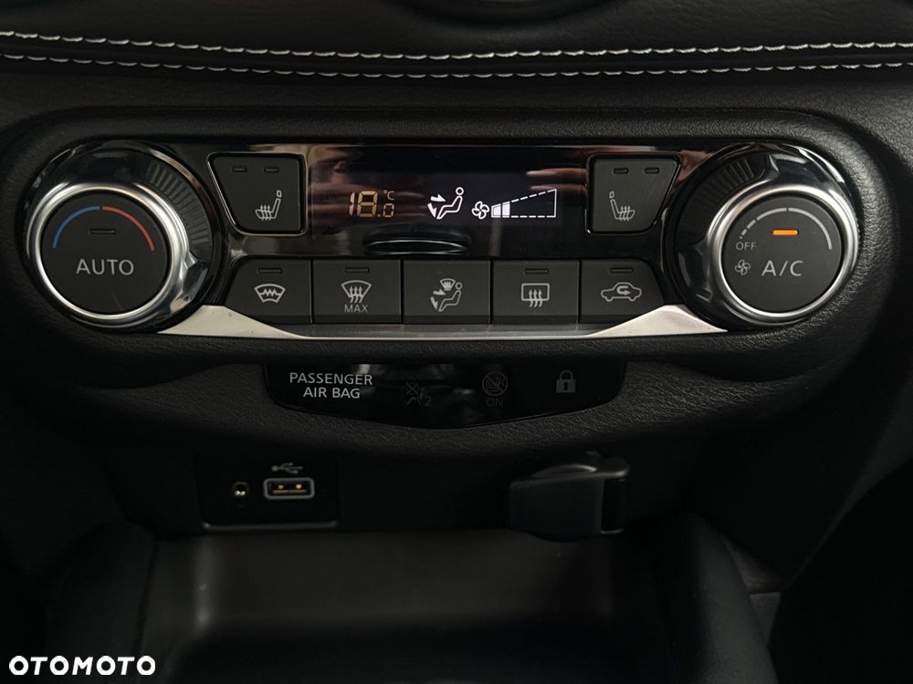 Nissan Juke 1.0 DIG-T Tekna - 21