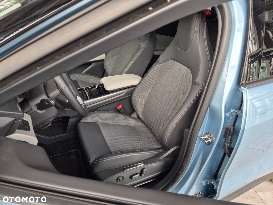 Ford Explorer - 11