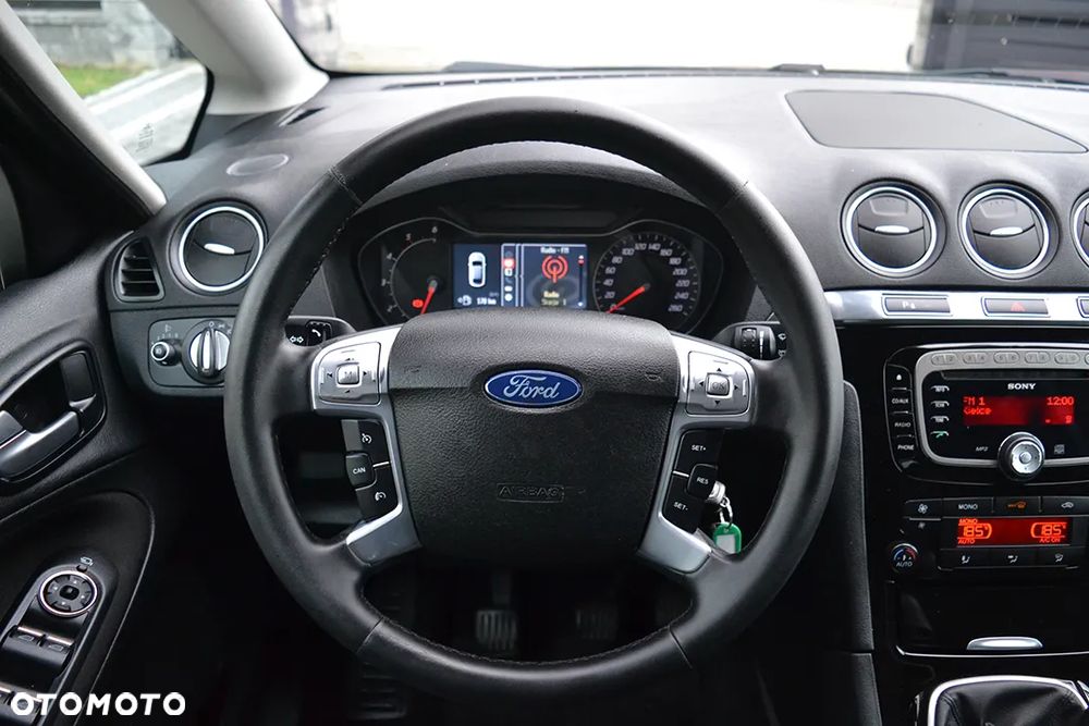 Ford S-Max - 27